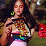 "Rey Ravago: A Luta de um Drag Queen de 64 Anos pelos Direitos LGBTQ+ nas Filipinas"