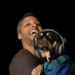 Gloria Groove celebra chegada dos pets Lola e Nico na família 13 Daniel Garcia, criador de Gloria Groove, compartilha o amor pelos novos filhos de quatro patas
