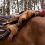 Filme retrata amor proibido nos anos 1950, revelando ternura e desejo em uma época de repressão