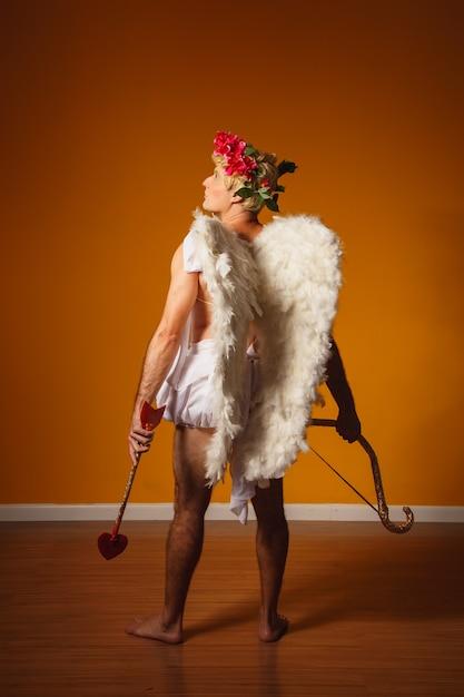 Bianca Castro, participante de RuPaul’s Drag Race, faleceu cercada de amor após grave infecção e amputação