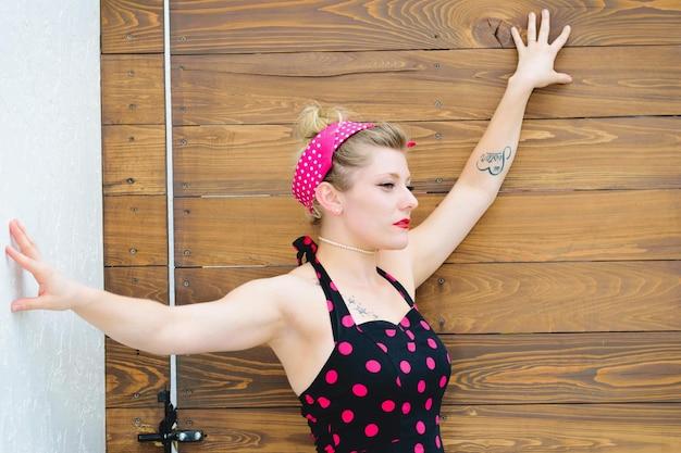 A diva pop mostra seu lado livre e vibrante em vídeo que já viraliza, inspirando a comunidade LGBTQIA+ com sua autenticidade