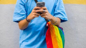 Vereador propõe multa para uso de símbolos religiosos cristãos em eventos LGBTQIA+ na capital de Mato Grosso