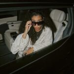 Cantora mantém a calma e encanta fãs LGBTQIA+ ao superar imprevisto aéreo no tour Cowboy Carter