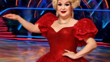 Performista e estrela de RuPaul’s Drag Race UK traz brilho e emoção para a nova temporada do reality na BBC