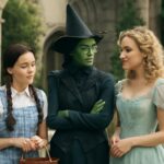 Atrizes Cynthia Erivo e Ariana Grande comentam sobre a presença da icônica Dorothy na aguardada sequência do musical Wicked