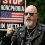 Vocalista do Judas Priest fala sobre desafios e aceitação LGBTQIA+ na música pesada