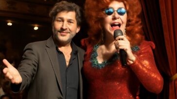 Espetáculo provoca, diverte e reflete sobre trajetória LGBTQIA+ com humor ácido e músicas inéditas