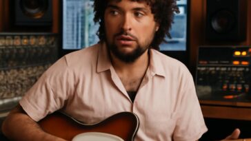 Conheça as músicas icônicas produzidas por Benny Blanco que marcaram gerações e inspiram a cena LGBTQIA+.