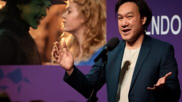 Diretor emociona fãs LGBTQIA+ com bastidores e promessa de uma experiência inesquecível no segundo filme da franquia