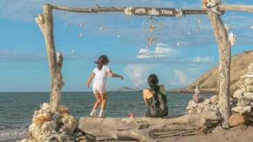 Cantora aproveita férias em Socotra, ilha remota e cheia de belezas surreais no Oceano Índico