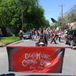 A estrela pop celebra sua vitória no Grammy com um concerto inesquecível e cheio de representatividade LGBTQIA+