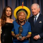 Líder indígena é celebrado por sua luta pela Amazônia no evento cultural criado pela monarquia britânica