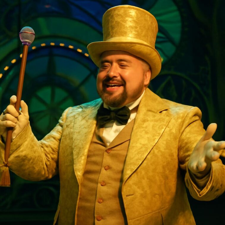 Ator e ex-BBB celebra estreia emocionante no espetáculo que encanta a Broadway