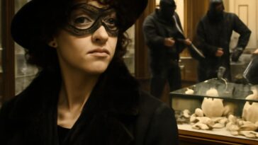 Drag queen e estrela do Strictly Come Dancing teve papel inesperado em um dos maiores roubos da história britânica