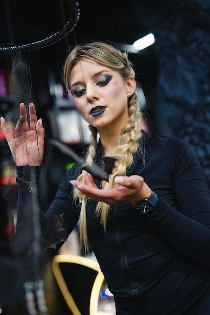 Influenciadora recria visual de 'Paparazzi' e conquista fãs com homenagem poderosa à Mother Monster