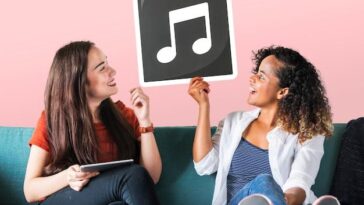 Faixa inédita com participações secretas promete ser hit LGBTQIA+ do verão brasileiro