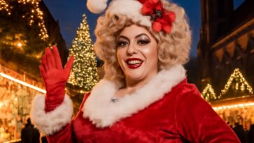 A icônica drag Schwarzwald anima as ruas com humor e charme na tour natalina em Freiburg, Alemanha