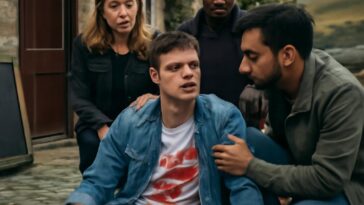 Homem é agredido em pub e vítima deixa região após ataque motivado por preconceito