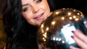 Cantora valoriza talento nacional ao usar peças exclusivas no evento ambiental do príncipe William