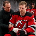 Mesmo com a perda do defensor estrela, New Jersey Devils conquista 10ª vitória e mostra garra na temporada