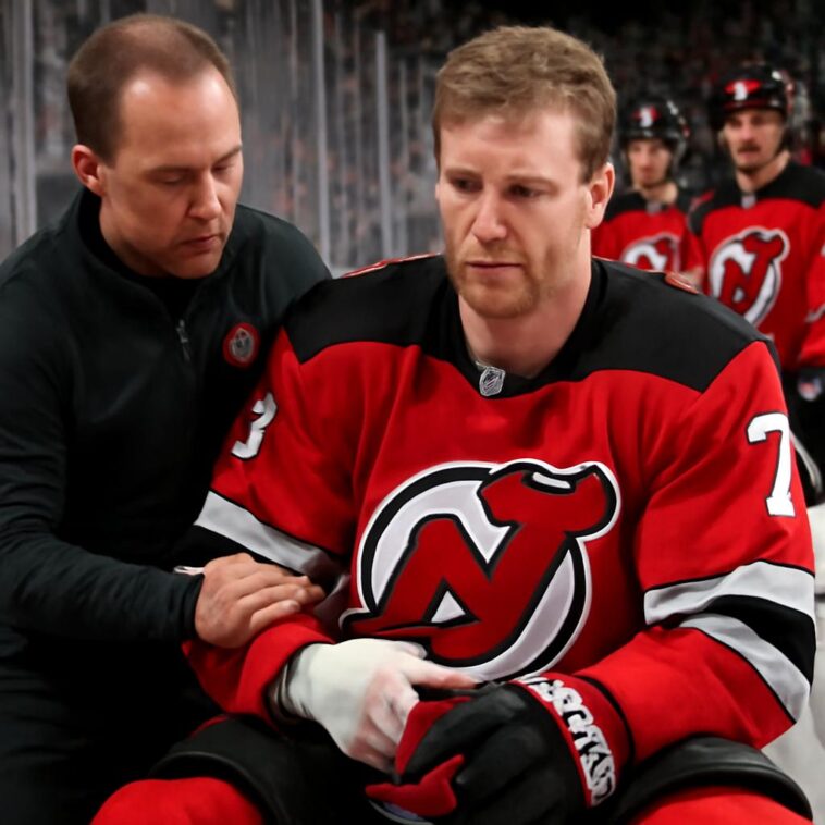 Mesmo com a perda do defensor estrela, New Jersey Devils conquista 10ª vitória e mostra garra na temporada