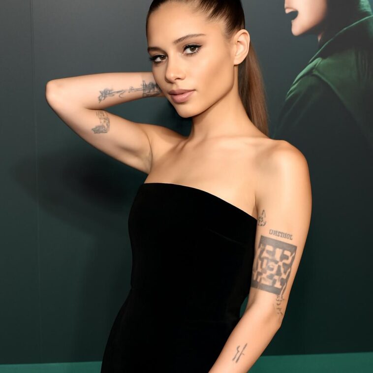 Cantora brilha na premiere de Wicked: For Good com 40 tatuagens nas mãos que contam sua história