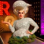Estrela de RuPaul’s Drag Race UK celebra suas raízes com visual inspirado na atração de Cornwall