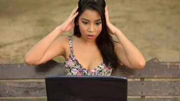 Atriz conquista fãs com fotos ousadas em cenário de combate a incêndio