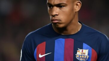 Atacante do Palmeiras enfrenta julgamento no STJD e pode ficar fora da reta final do Brasileirão