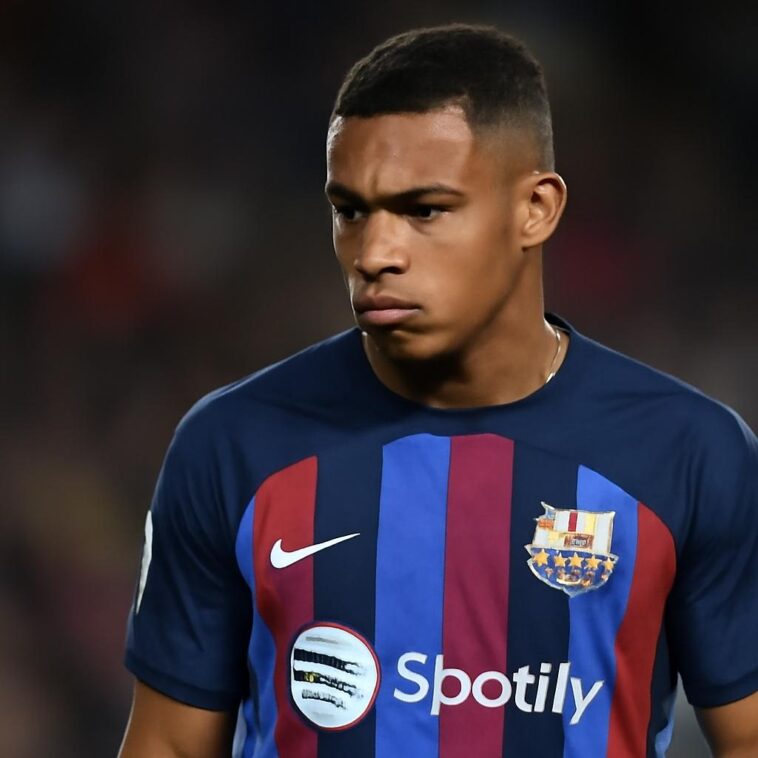 Atacante do Palmeiras enfrenta julgamento no STJD e pode ficar fora da reta final do Brasileirão