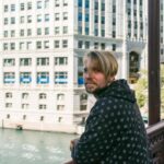 A estrela pop e ícone LGBTQIA+ emociona sua cidade natal com shows e homenagens vibrantes