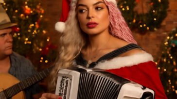 Drag queen celebra Natais humildes da infância em novo álbum que mistura ritmos brasileiros e eletrônicos