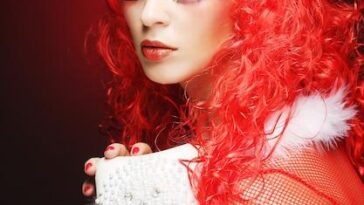 Cantora revela parcerias inéditas e promete hits cheios de atitude e representatividade