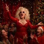 Espetáculo camp, cheio de brilho e performances explosivas agita o feriado no bar Minnelli’s