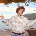 Cantor compartilha momentos de conexão e amor com Lucía e Renn em pausa antes das festas