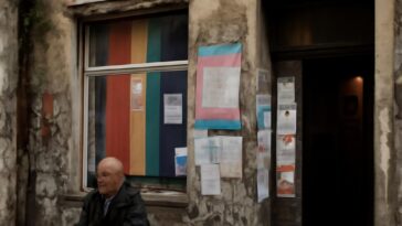 Centro histórico para mulheres e pessoas FLINTA* enfrenta ameaça de encerramento em meio a cortes no orçamento