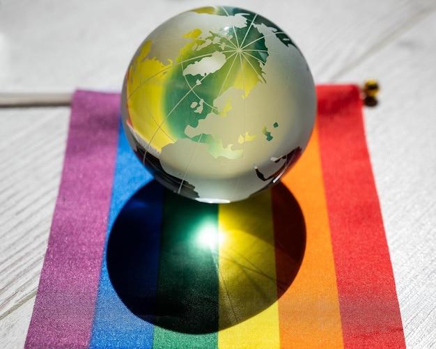 Cunt: Como a comunidade LGBTQIA+ ressignificou um xingamento misógino 1 De insulto a símbolo de poder, a palavra ‘cunt’ se tornou afirmação queer e marca até novela das 9