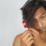 Cantora fala sobre polêmica com Anitta e revela próximos lançamentos após exclusão de faixa