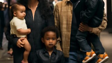 Casal estrela aproveita momento em família e compartilha amor e cumplicidade com seus filhos pequenos