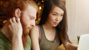 Cantora revela parceria e cumplicidade no relacionamento que virou assunto nas redes sociais