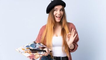 Cantora abre álbum de férias nos Alpes franceses, brinca sobre aparência e vive momentos com família e Lexa