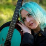 Turnê pré-carnavalesca de Anitta promete encontros icônicos e muita representatividade no palco