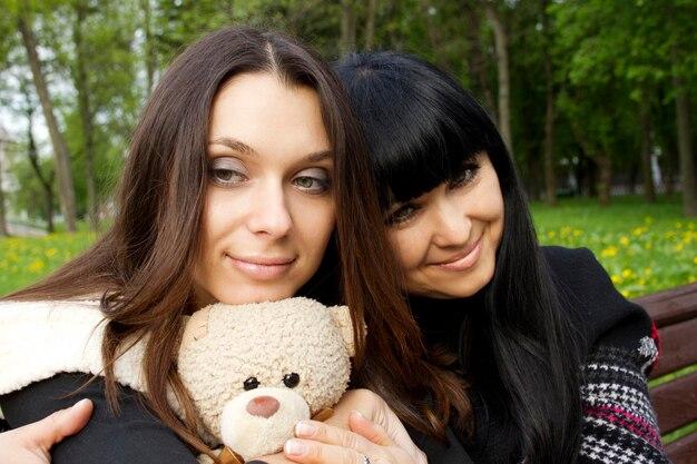 Hariany Almeida e Renan, irmão de Anitta, são flagrados aos beijos 1 Influenciadora compartilha detalhes da viagem ao lado do empresário em clima de romance