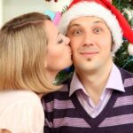 Casal surge aos beijos após passar Réveillon juntos e compartilhar momentos de intimidade nas redes sociais