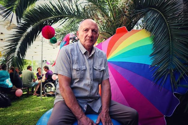 Alvin Prasad foi vítima de agressão motivada por ódio em distrito queer e sua morte comove a comunidade