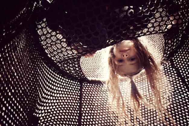 Cantora brasileira celebra seu signo com visual poderoso e cheio de atitude