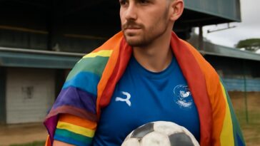 Josh Cavallo revela que foi vítima de homofobia no Adelaide United e busca recomeço no futebol inglês