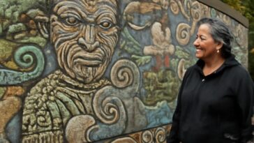 Parede demolida vira memorial e ponto de encontro em cidadezinha da Nova Zelândia