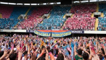 Após insultos a Borja Iglesias, clube promove ação de apoio LGBTQIA+ no próximo jogo