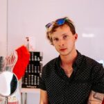 Campeã do Drag Race revela desejo de homenagear RuPaul em filme biográfico